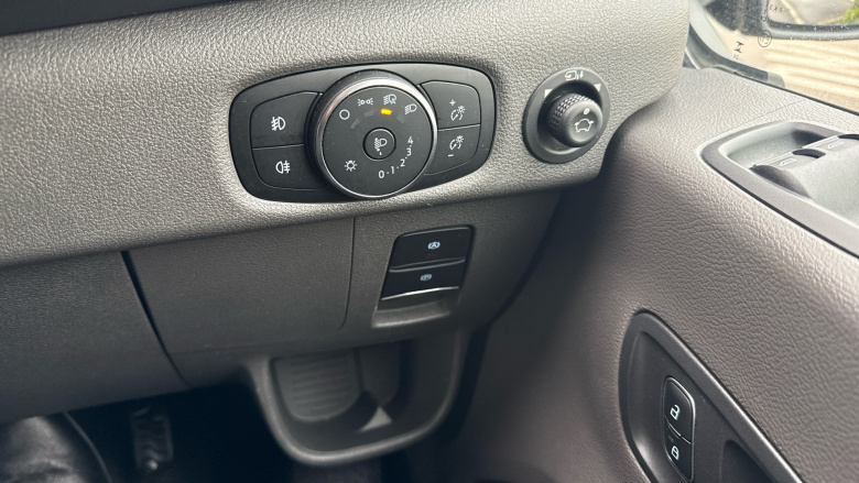 Ford Transit 350 L3 Diesel Fwd 2.0 EcoBlue 165ps H2 Limited Van Auto [Nav]